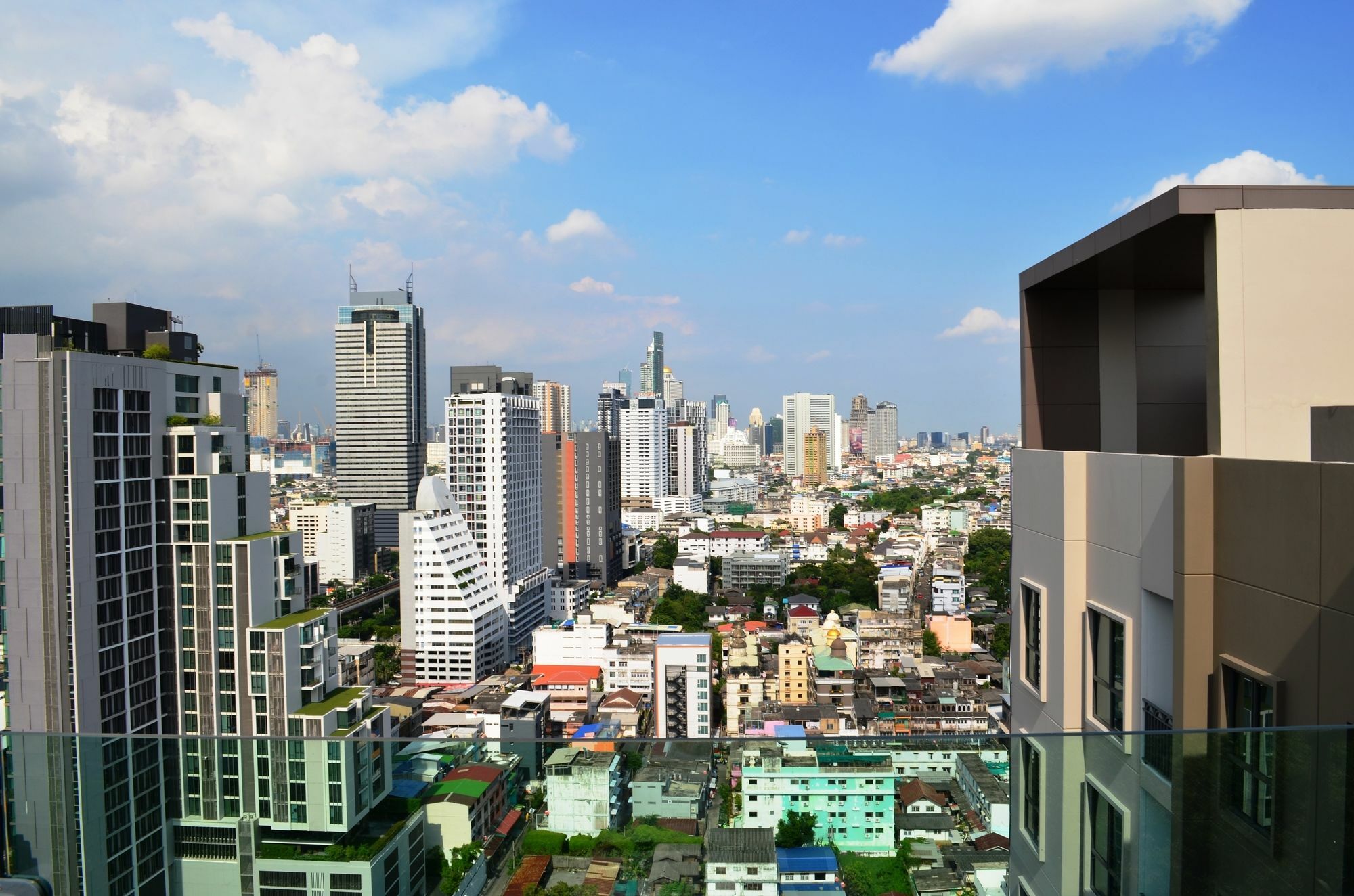 Wooden Suites Bangkok Extérieur photo